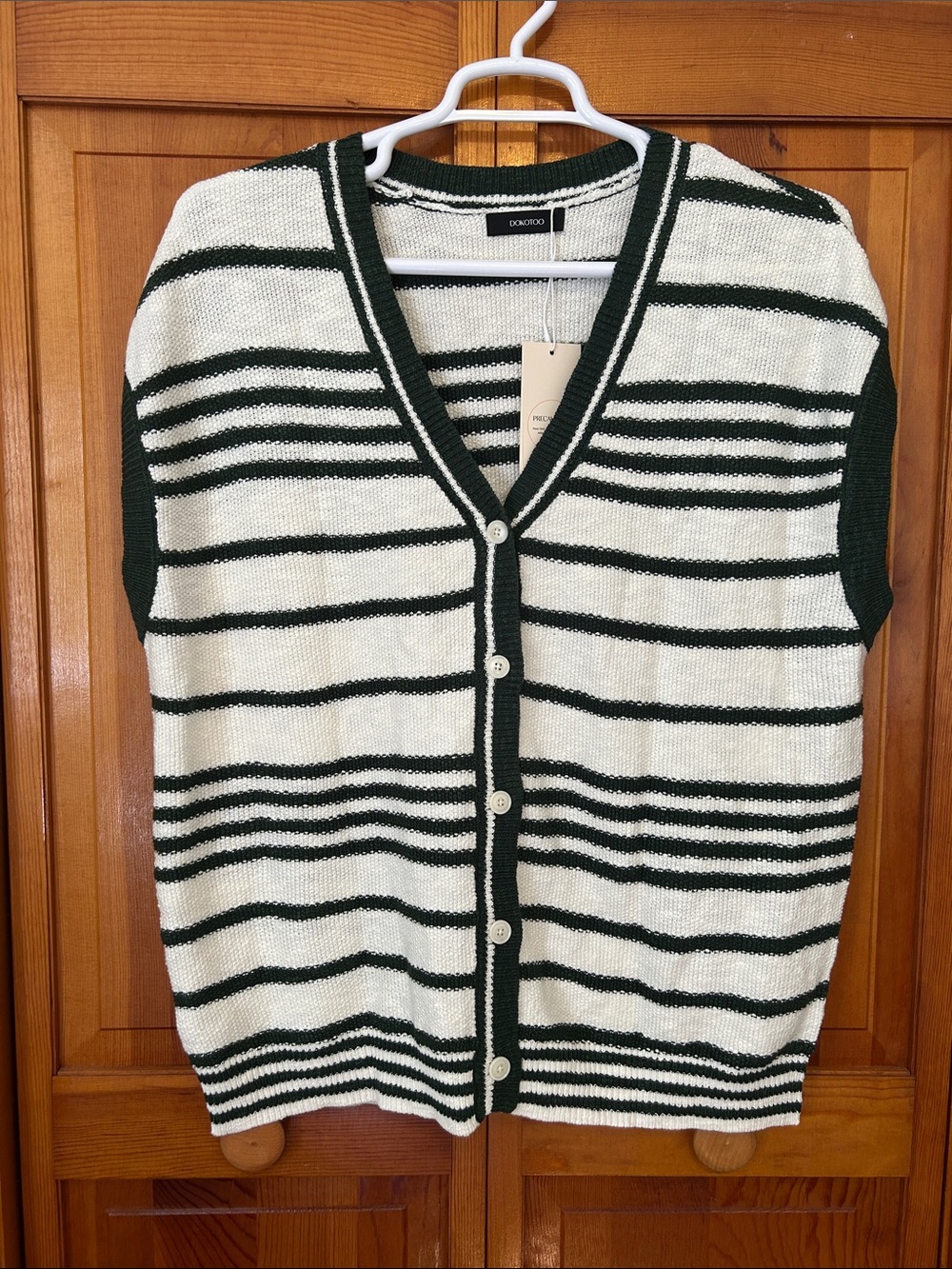 Striped V-Neck Knit Sweater Vest - White & Dark Green 2X NWT